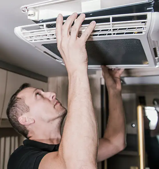  Professional Licensed And Insured Cleaners in Amesbury, MA